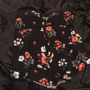 Floral strapless top